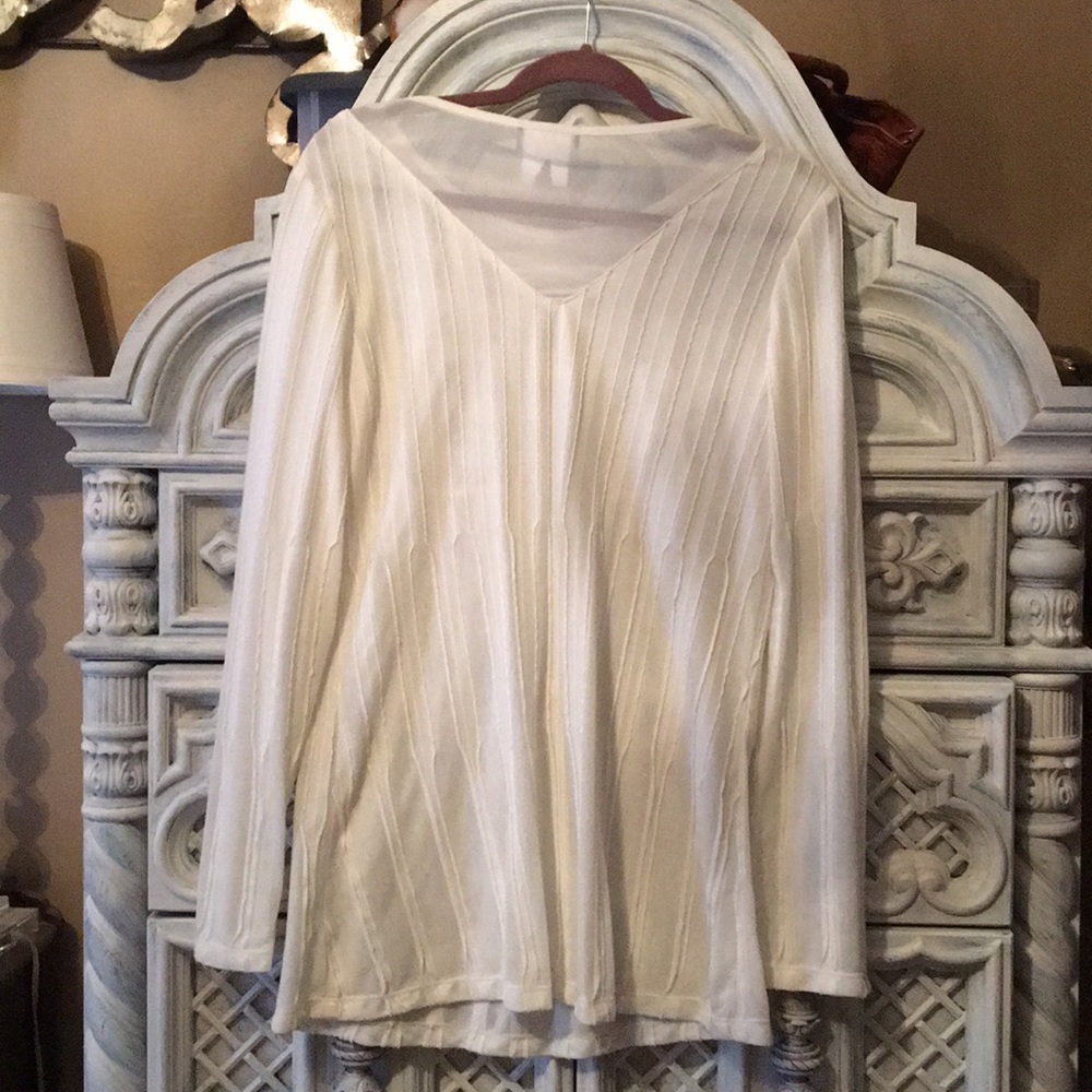 Tunic - Picture 3 of 6